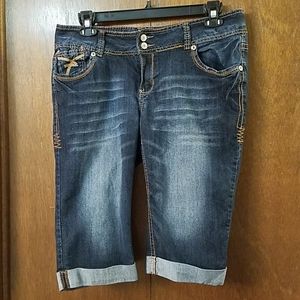 Amethyst Denim Capri 16